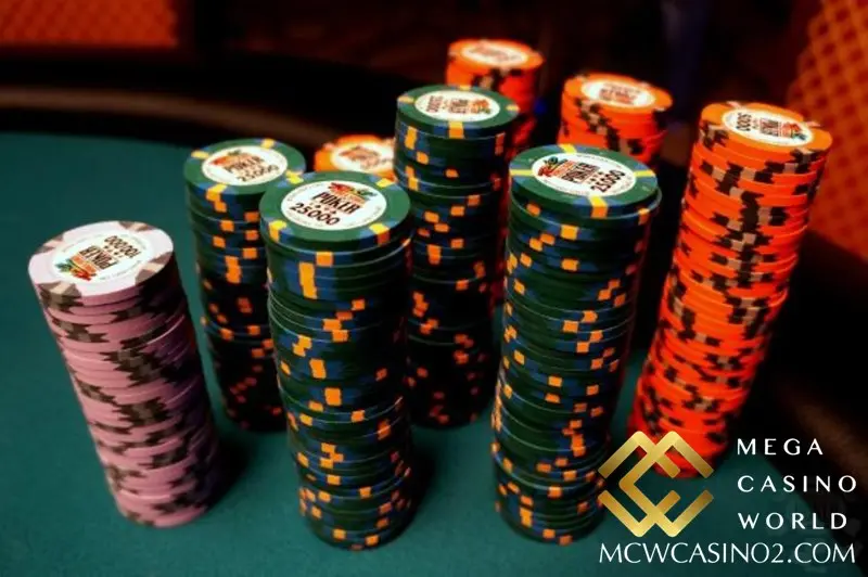 1 chip trong Poker bao nhiêu tiền phân loại dựa theo màu sắc